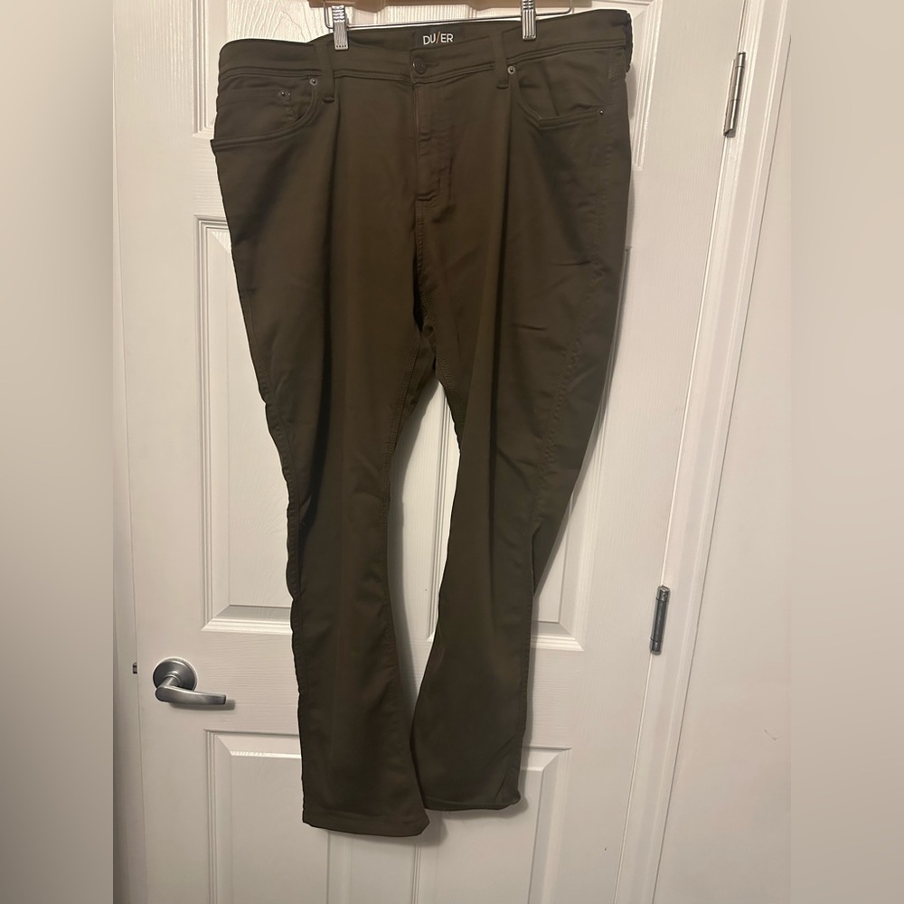 DU/ER Men’s N2X Relaxed Taper Green Stretch Soft khaki Pants 40x32